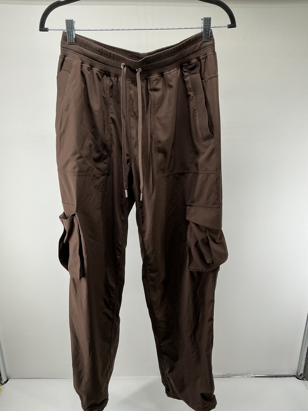 Performance Tech Cargo Mid-Rise Pants